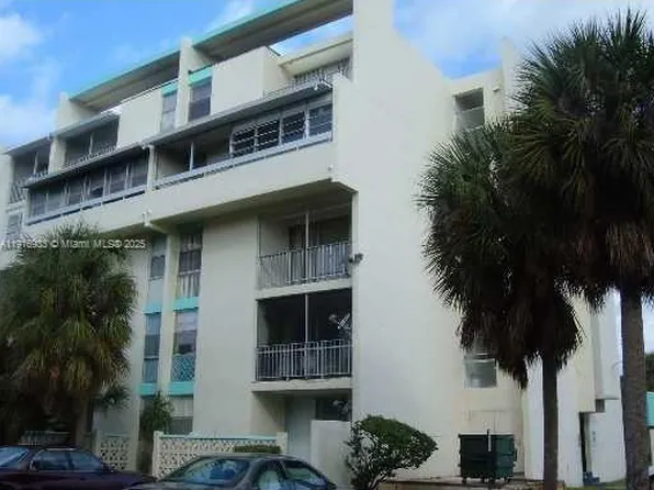 2017 NW 46th Ave APT A306, Lauderhill, FL 33313