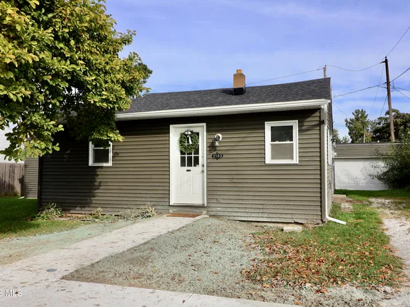 2163 Hoops Dr, Toledo, OH 43611