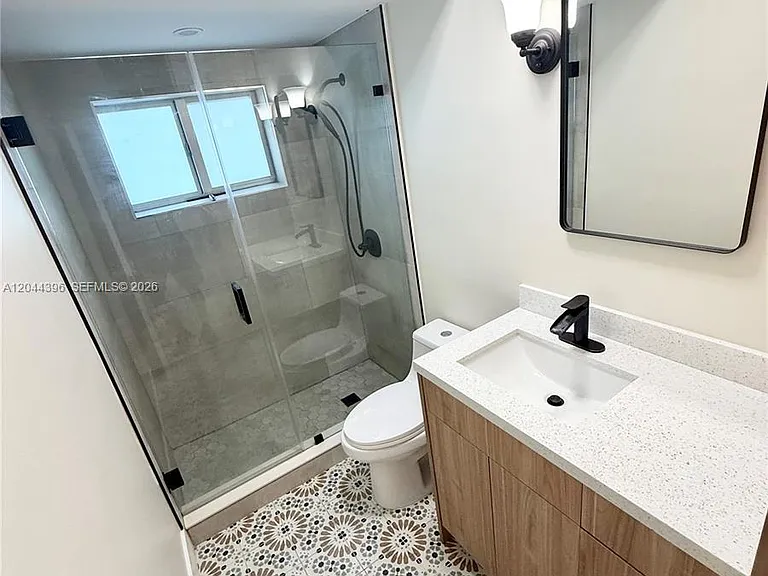 641 Espanola Way #17 — Photo 13