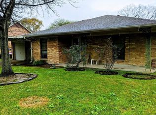 1009 N Kaufman Dr, Deer Park, TX 77536