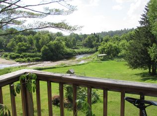 208 Railroad St #3, Johnson, VT 05656
