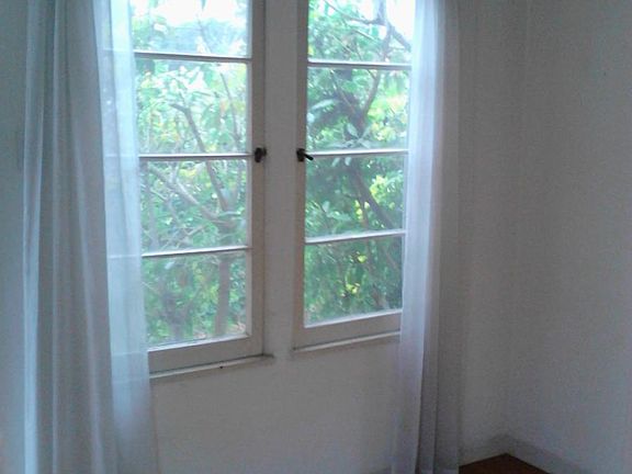 5th image of 4118 La Salle Ave