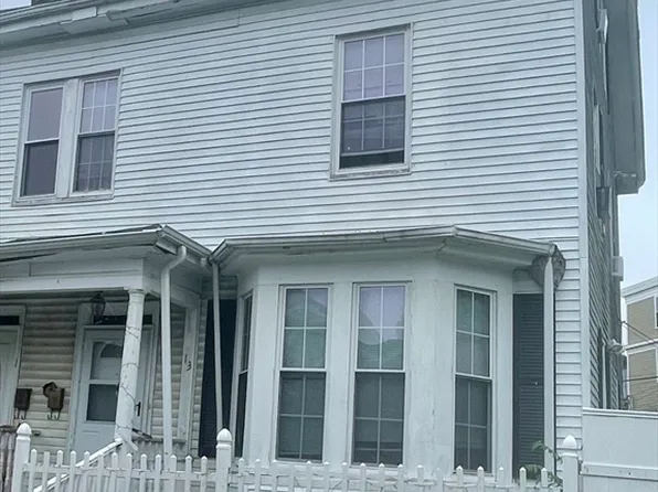 13 Stafford St, Roxbury, MA 02119