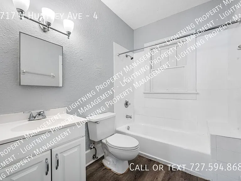 7717 N Huntley Ave #4 — Photo 8