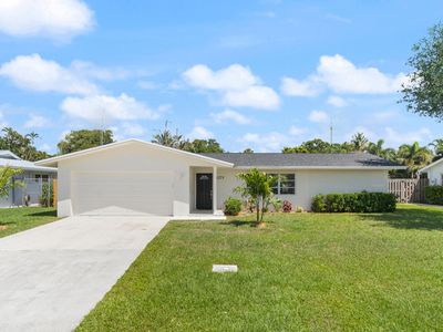 4275 Honeysuckle Avenue, Palm Beach Gardens, FL, 33410