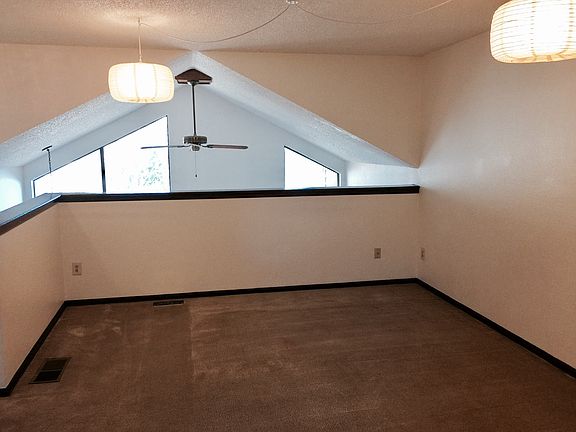 Master BdRm w/Stunning Ceiling and Views!