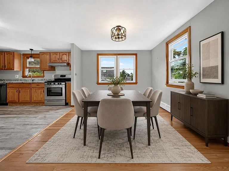 29 Normandy Ave #2 — Photo 2