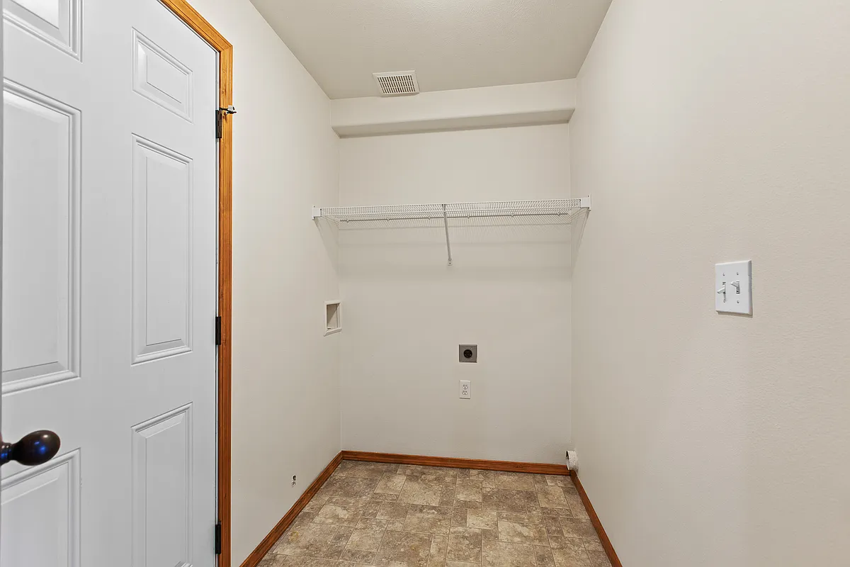 Building Photo - 1301 N Bell St #1301