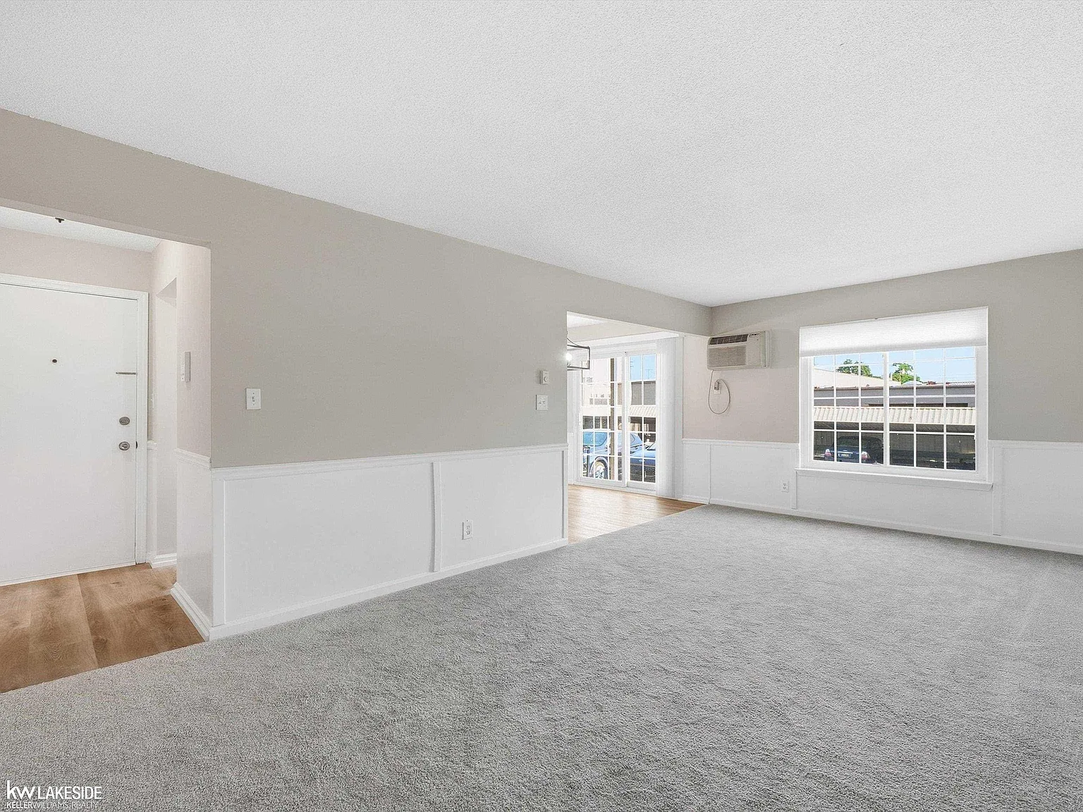 2 bed, 1.0 bath, 938 sqft, $1,550 — Photo 4