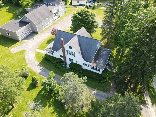 14 Main St, Bloomfield, NY 14469