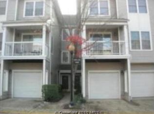 12853 Fair Briar Ln, Fairfax, VA 22033