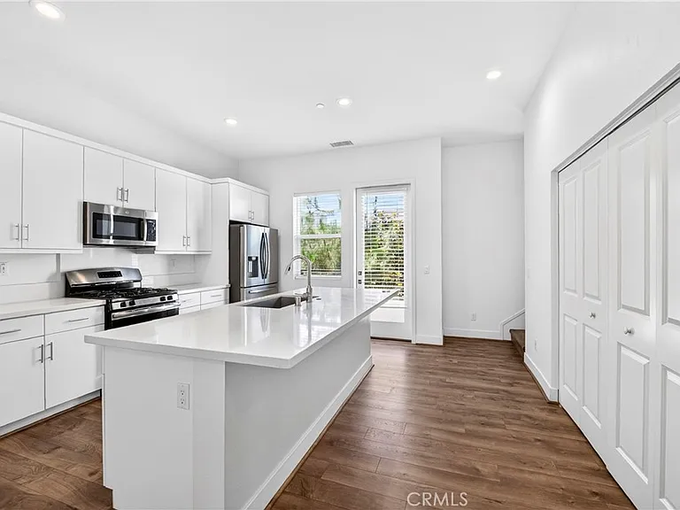 963 E Mason Ln #89 — Photo 4