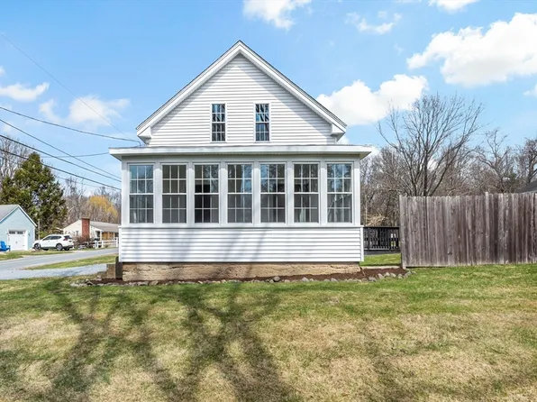 243 Chestnut St, Rehoboth, MA 02769