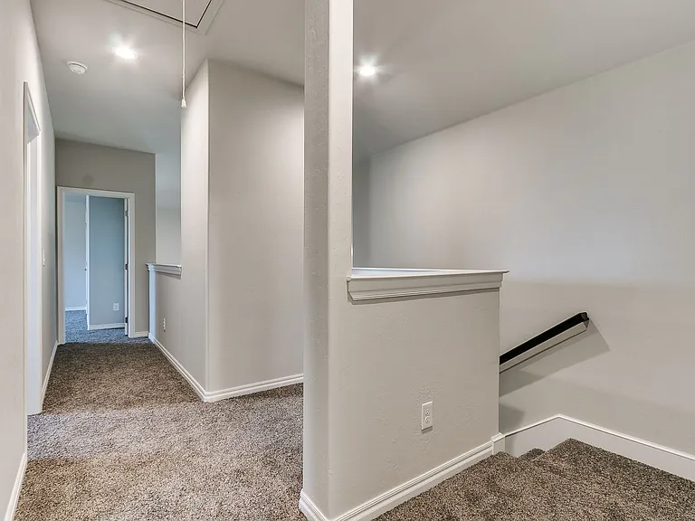 9601 Squire Ln — Photo 12