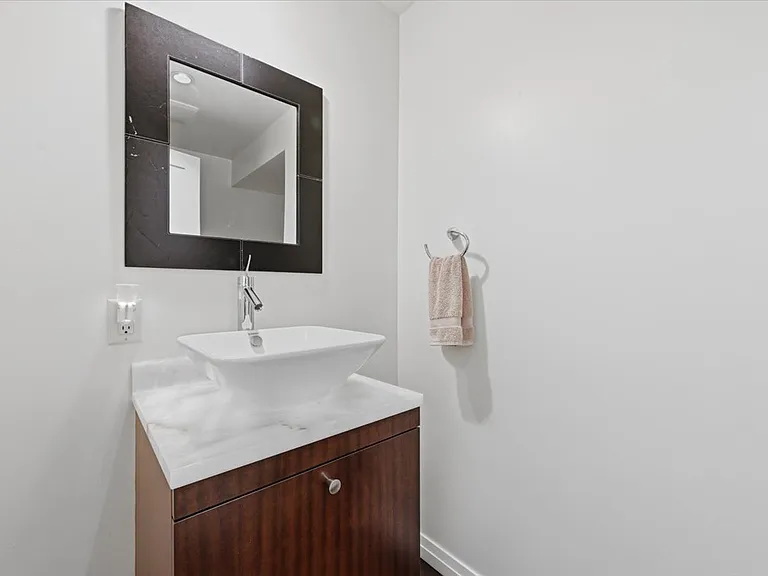 10700 NE 4th St #1006 — Photo 17