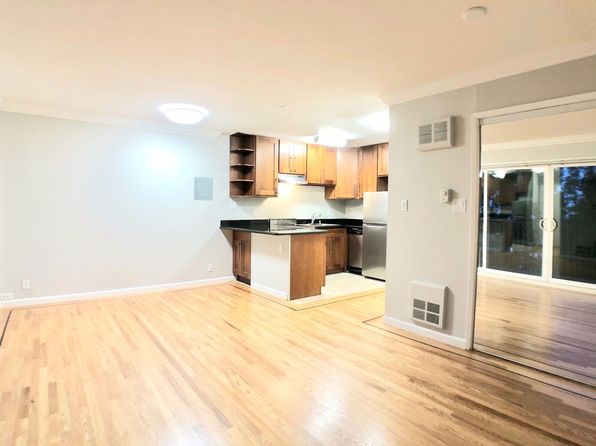 3649 Market St APT 205