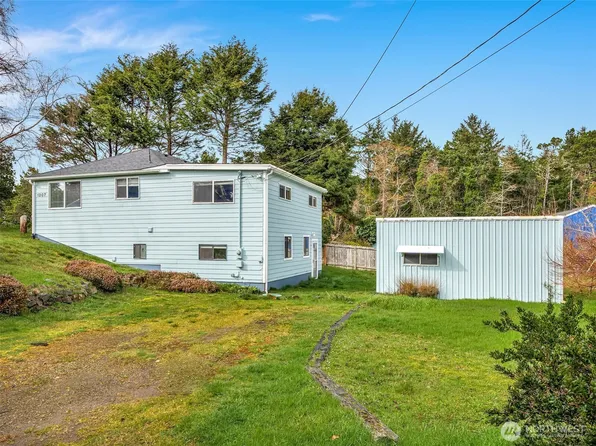 1207 229th Place, Ocean Park, WA 98640