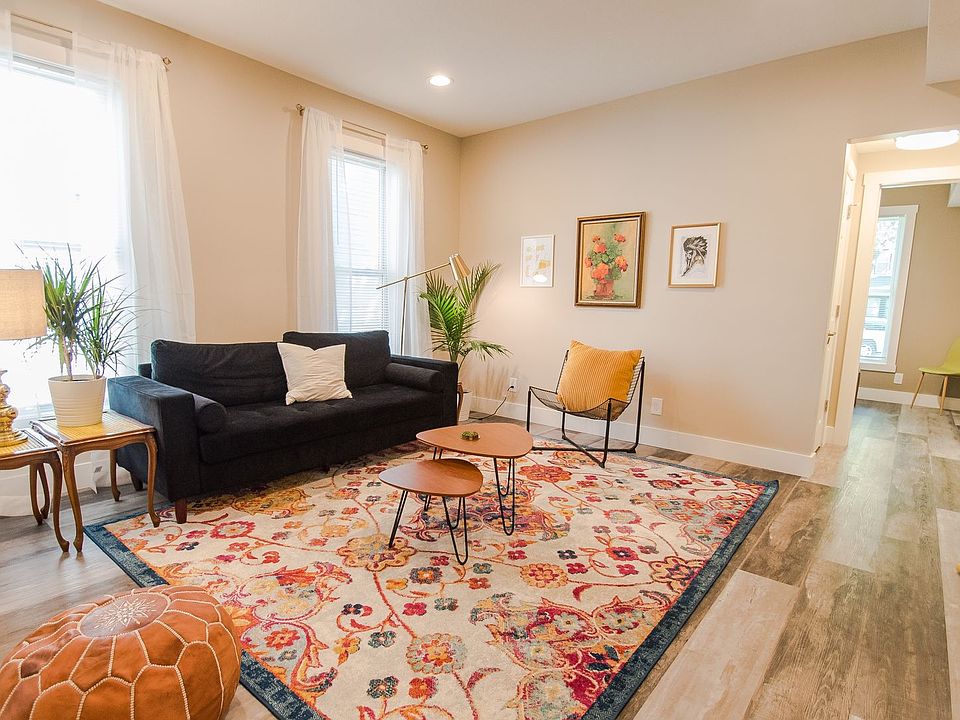 1st image of 2316-2318 25th Ave S #868d5b9c0