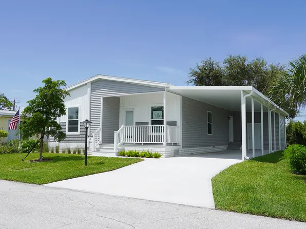 36 NE Village Ln, Jensen Beach, FL 34957