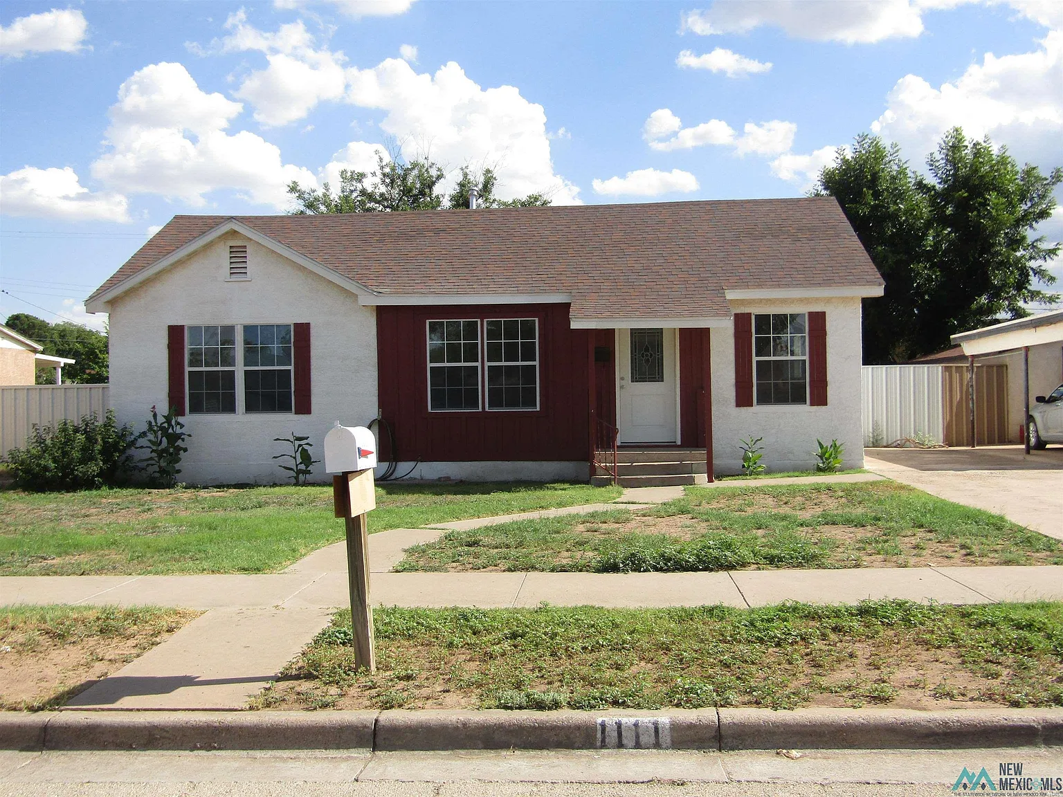2 bed, 950 sqft, $1,200 — Photo 1