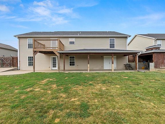 4th image of 190 Old Town Ln