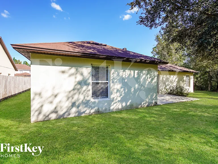 649 Rosaro Ct — Photo 17