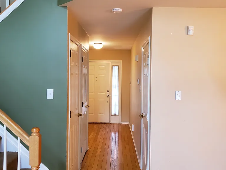 2103 Pheasant Run — Photo 3