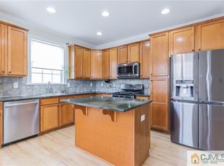 427 Plainsboro Rd, Plainsboro, NJ 08536