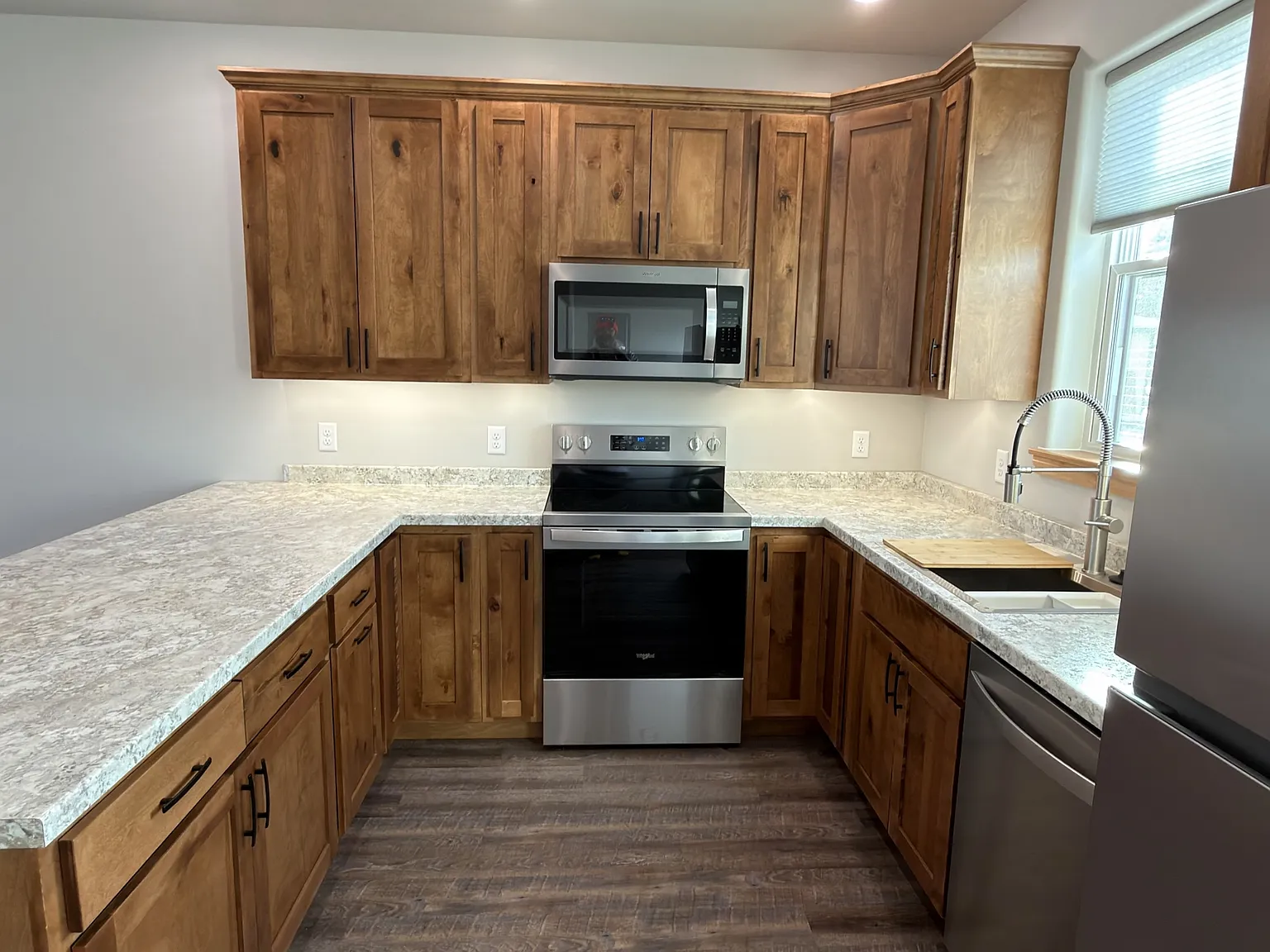 527 Ayla Ln - A — Photo 3