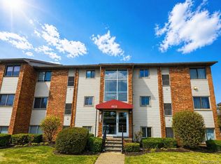 1932 Klingensmith Rd UNIT 56B, Bloomfield Hills, MI 48302