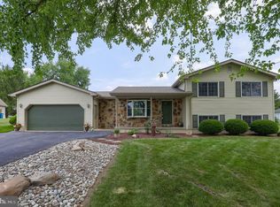 8 Hooker Dr, East Berlin, PA 17316