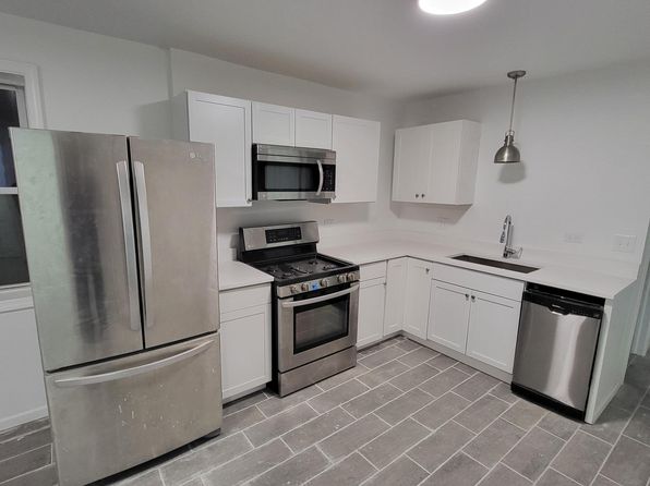 2523 S Whipple St #1R