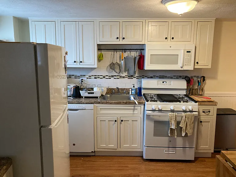 6 Cypress St #6 — Photo 8