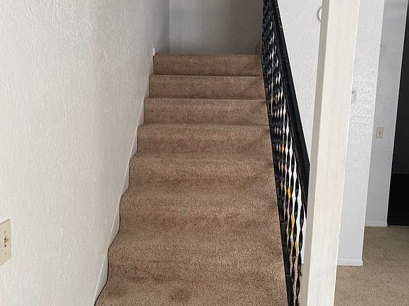 4th image of 1974 D St #10