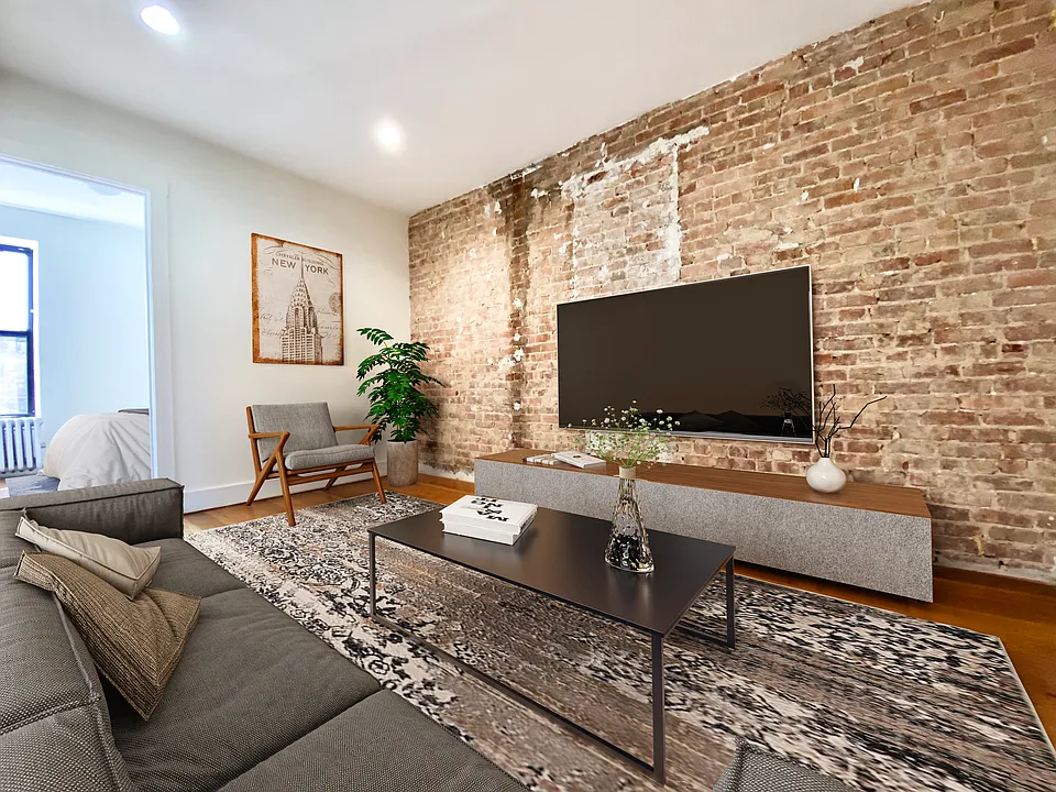926 Columbus Ave #4N