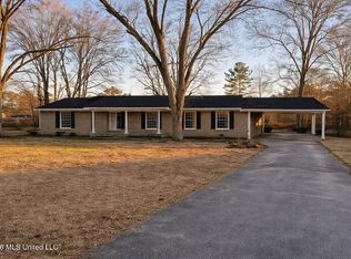 239 W College St, Hickory, MS 39332