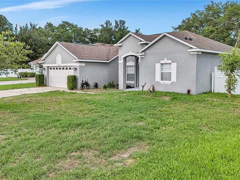 2031 Wintermere Pointe Dr — Photo 2