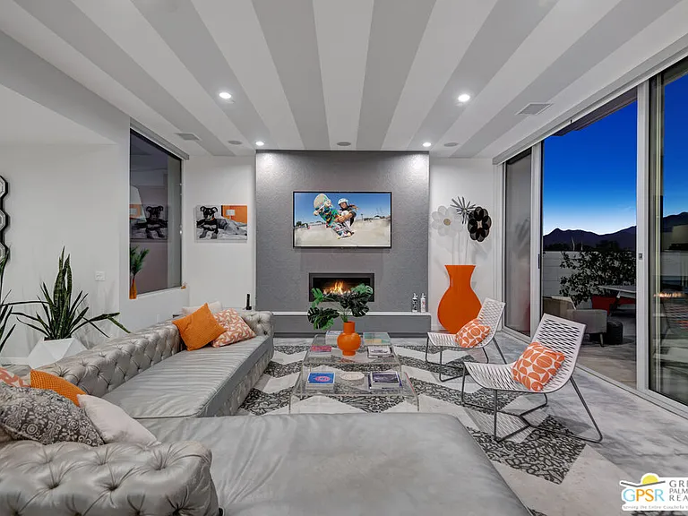949 Bernardi Ln — Photo 39