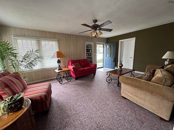 4th image of 1610 Tilden St