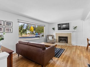 1112 Pinecrest Ln, Kelowna, BC V1Y 4L5