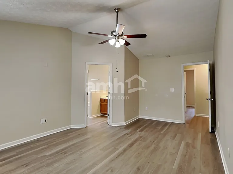 5410 Lakebrooke Run — Photo 11