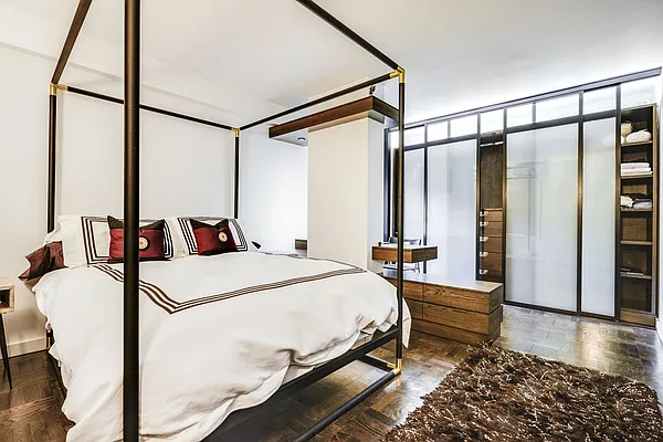 Sold by Compass | media 12