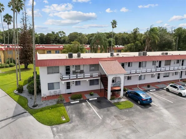 1100 MARTINIQUE DRIVE #220, WINTER HAVEN, FL 33884