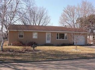 1614 Pinecrest Ave, Holmen, WI 54636