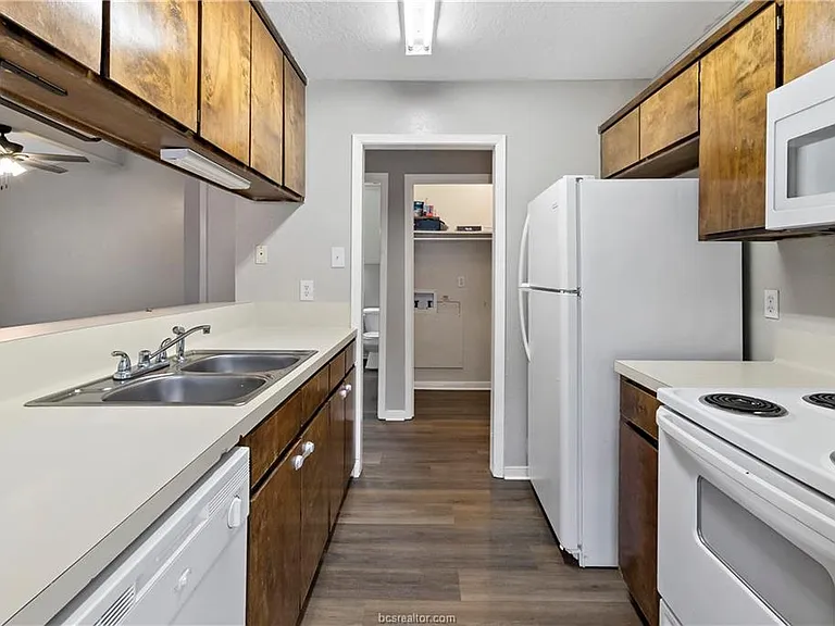 616 Cross Timbers Dr — Photo 15