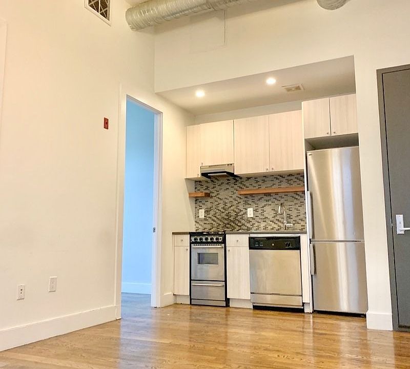1st image of 358 Palmetto St #3R