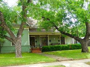 222 W College St #A-C, Denton, TX 76201