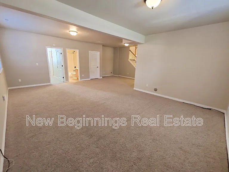 8742 Stony Creek Dr — Photo 30