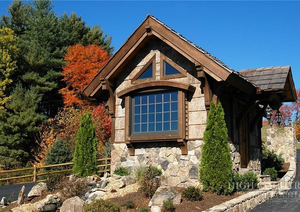 1st image of 23 Twin Oaks Mountain Boulevard