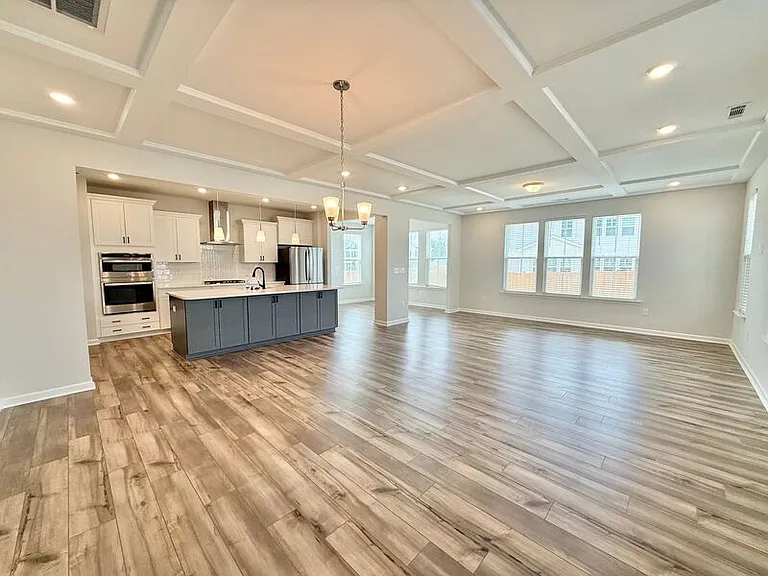 150 Cherry Blossom Ct — Photo 7